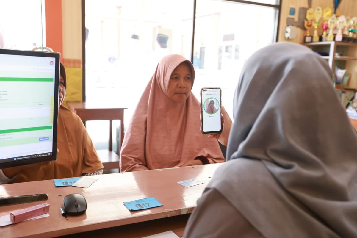 Piloting Bansos Digital, Warga Banyuwangi Mulai Lakukan Proses Sanggah