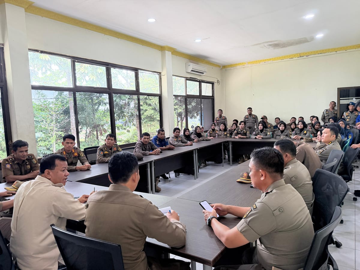 Kantor Satpol PP Tak Luput Dari Sidak Bupati Kuansing, Tegaskan Disiplin Satpol PP Harus Jadi Contoh