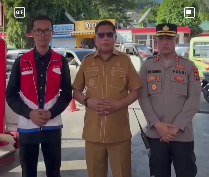 Isue Kelangkaan BBM di Kota Ambon Masyarakat Panik.Walikota Bantah, Stock tersedia.