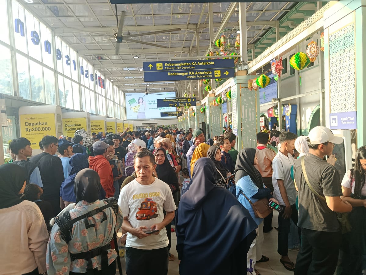 Longsor di Bandung Barat, Perjalanan KA Serayu Sebagian Dibatalkan