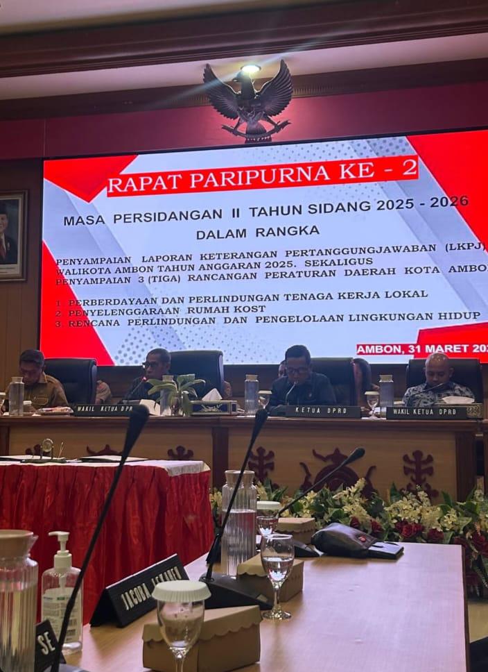 LKP 2025 Diserahkan, Wali Kota Ambon Sorot Ekonomi dan Iklim