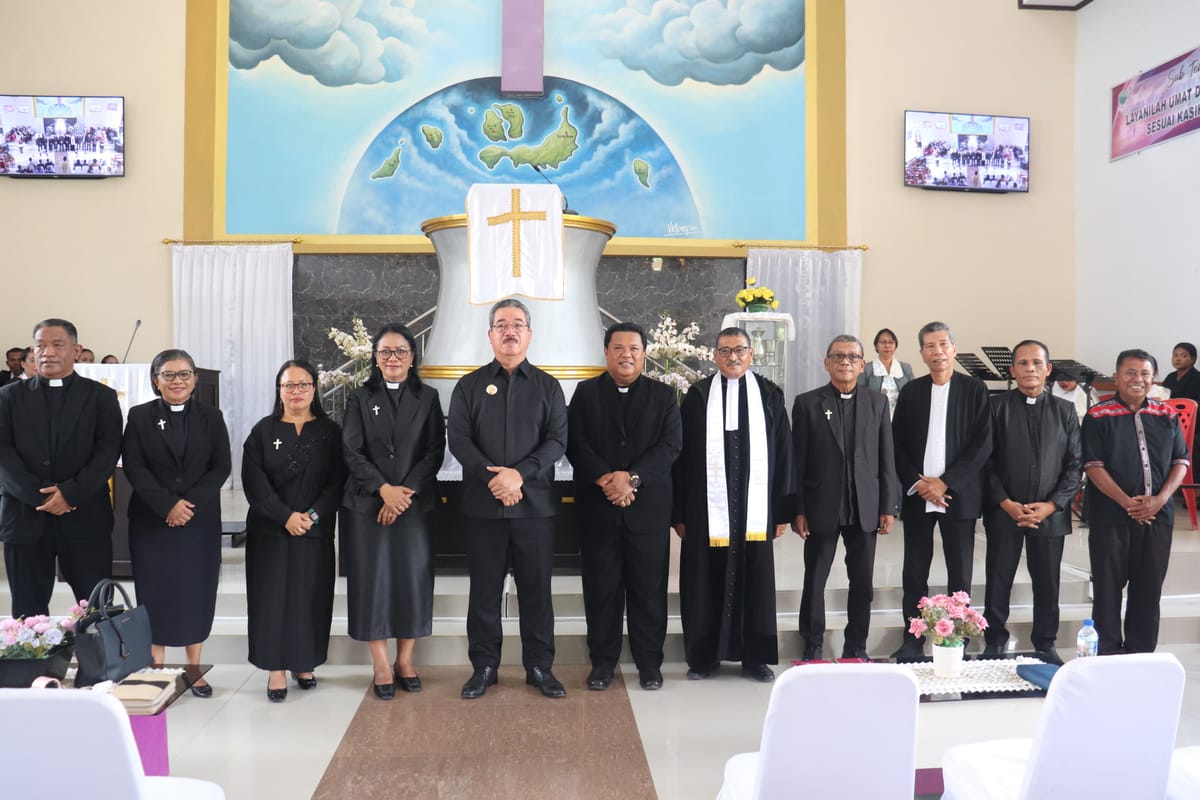 Gubernur Maluku Hadiri Ibadah Paskah Sinode GPM 2026 di Suli Banda: Tekankan Penguatan Keluarga Fondasi Iman dan Kesejahteraan