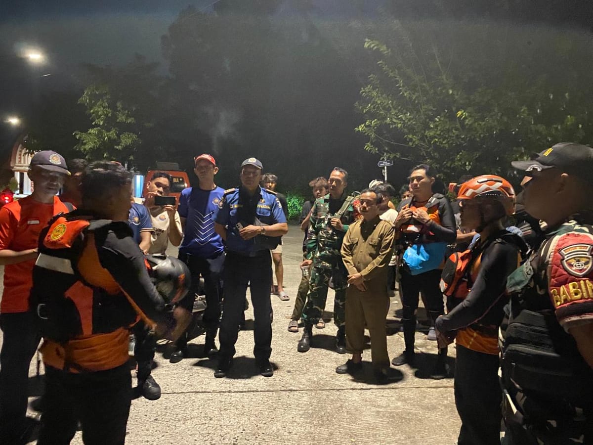 Tim SAR Gabungan Perluas Area Pencarian Remaja yang Hanyut di Air Terjun Temburun Nanas