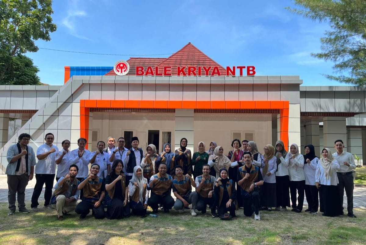 Rapat Kepengurusan Dekranasda NTB, Bunda Sinta Berharap Kerajinan NTB Makin Eksis dan Makin Mengglobal