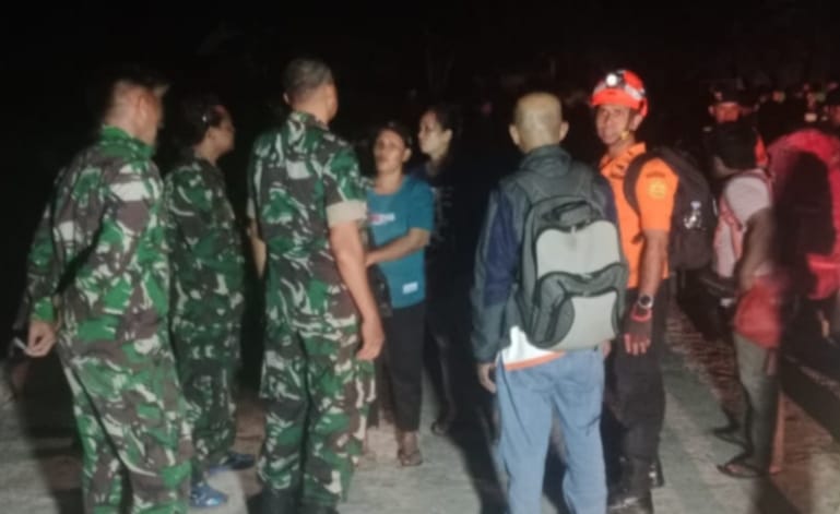 Tim Penanganan Pasca Gempa Bumi Salurkan Bantuan Logistik di Pulau Batang Dua