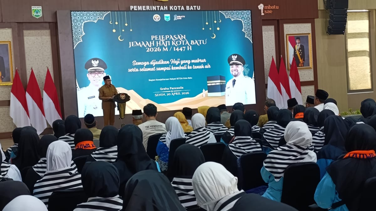 Resmi Dilepas Nurochman, 227 Jemaah Haji Kota Batu Siap Guncang Tanah Suci dengan Iman dan Doa