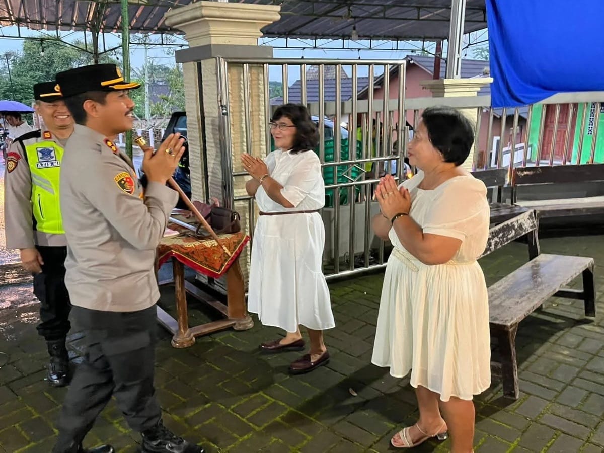 Momen Paskah, Kapolres Salatiga Tinjau Langsung ke Beberapa Gereja