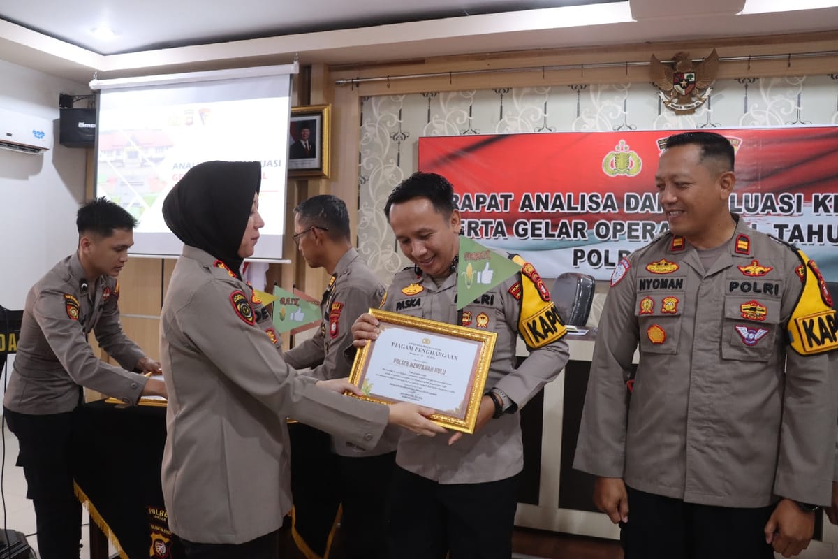 Polsek Mempawah Hulu Raih Penghargaan Ketahanan Pangan Terbaik di Polres Landak