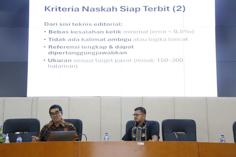 UNP Gelar Workshop Kepenulisan Buku, Tingkatkan Kualitas Publikasi Ilmiah Dosen
