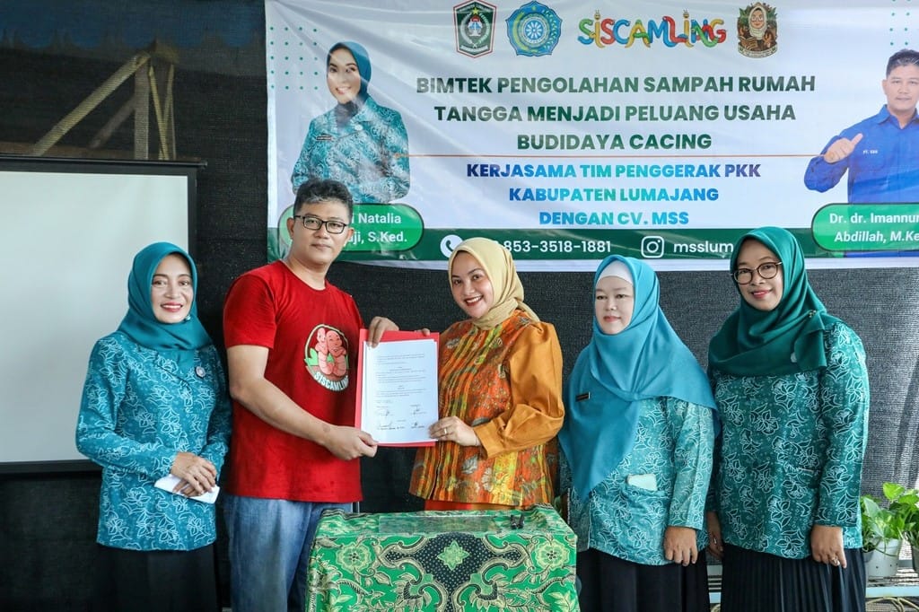 Ubah Pola Pikir Masyarakat, Gerakan PKK Lumajang Ciptakan Rupiah Dari Sampah