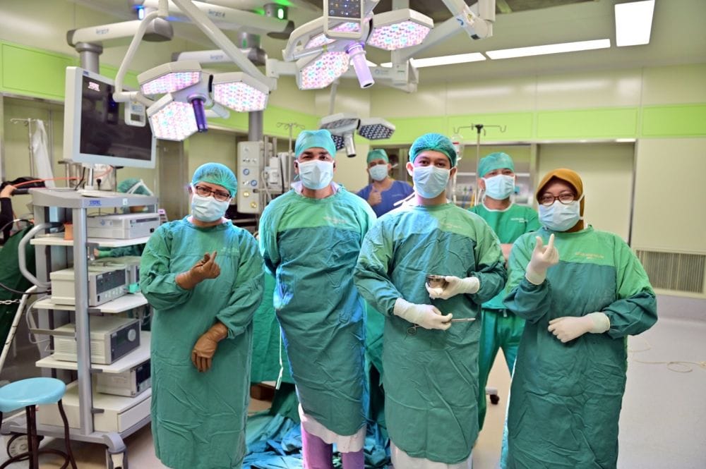 RSUD Arifin Achmad Provinsi Riau, Sukses Tangani Kasus Langka Remaja Dengan Dua Rahim