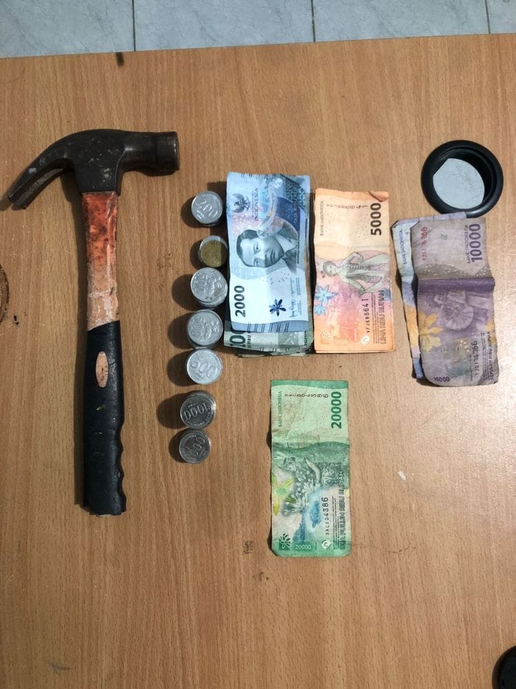 Pasutri di Mandau Bengkalis Ditangkap Usai Kompak Bobol Kotak Amal Mesjid