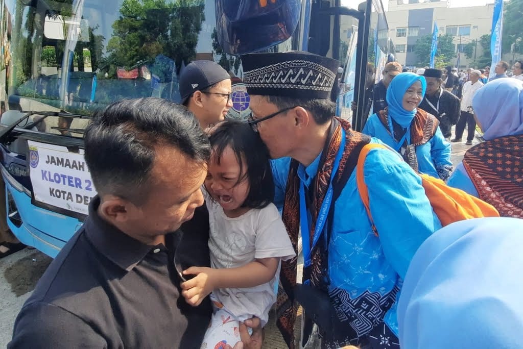 445 Jemaah Calon Haji Kota Depok, Rombongan Pertama Berangkat Ke Tanah Suci
