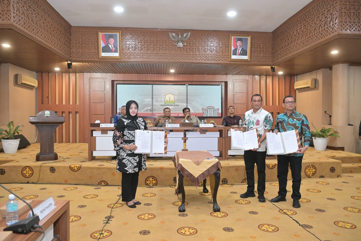 Terima Kunjungan Gubernur Jawa Tengah, Gubernur Mualem Perkuat Sinergi Antar Provinsi