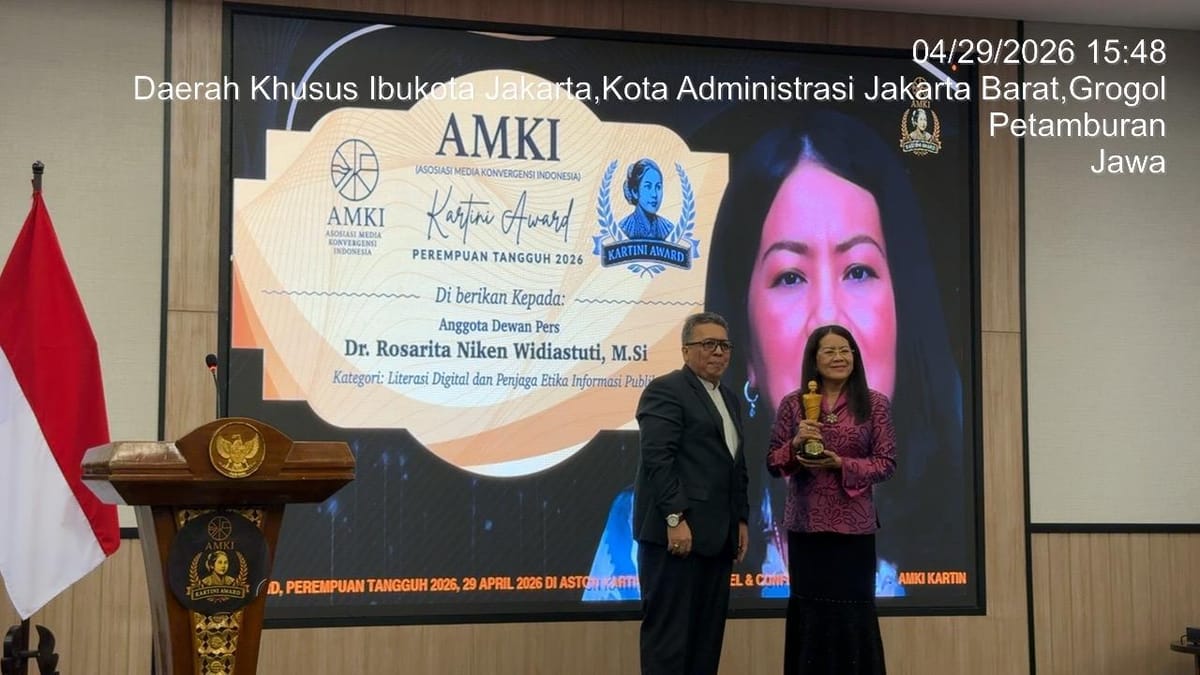 Pengabdian untuk Komunikasi Publik, Penyiaran dan Tata Kelola Informasi Dr. Rosarita Niken Widiastuti, M.Si