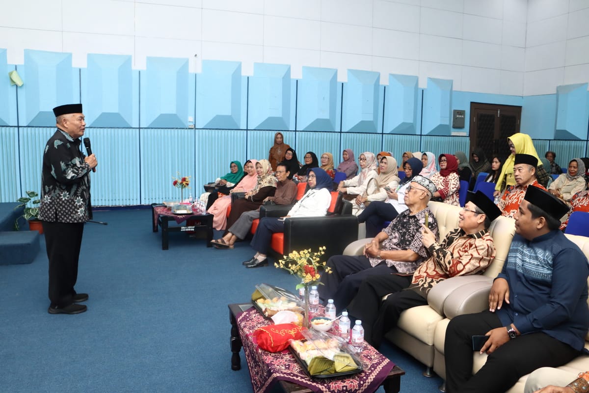 Halal Bilhalal PP RRI Makassar: Jangan Putuskan Silaturrahmi Walaupun Sudah Tidak Bekerja Bersama