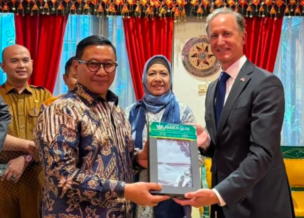 Wali Kota Bukittinggi Perkuat Diplomasi Internasional Dengan Dubes Belanda dan Jerman Sukseskan 100 Tahun Jam Gadang