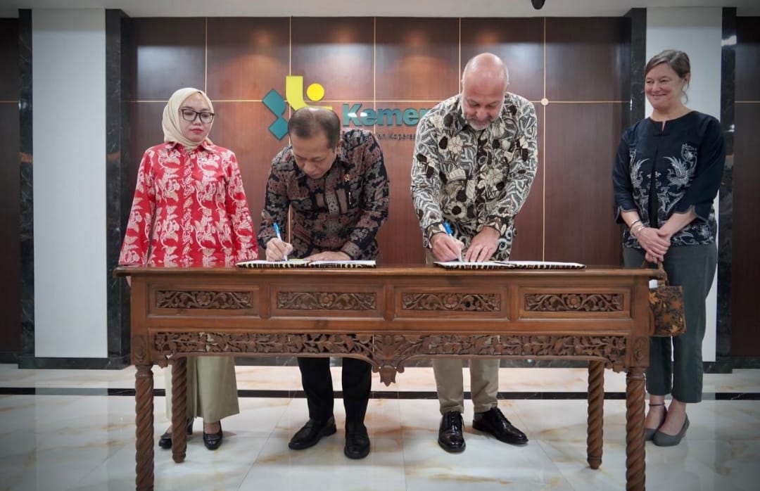 Kopdes Merah Putih Kerjasama  Dengan CDF Canada