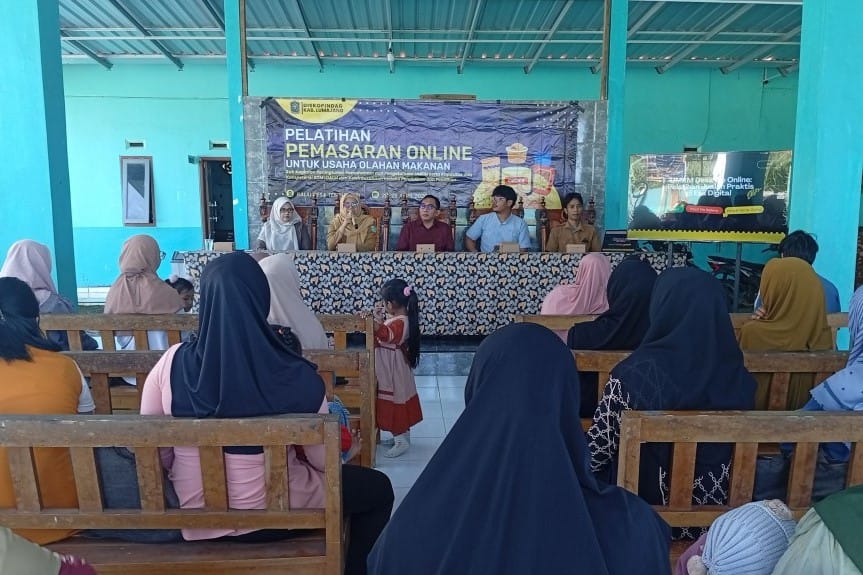 Dorong Penguatan Ekonomi Masyarakat, Lumajang Lakukan Pelatihan Pemasaran UMKM Berbasis Digital