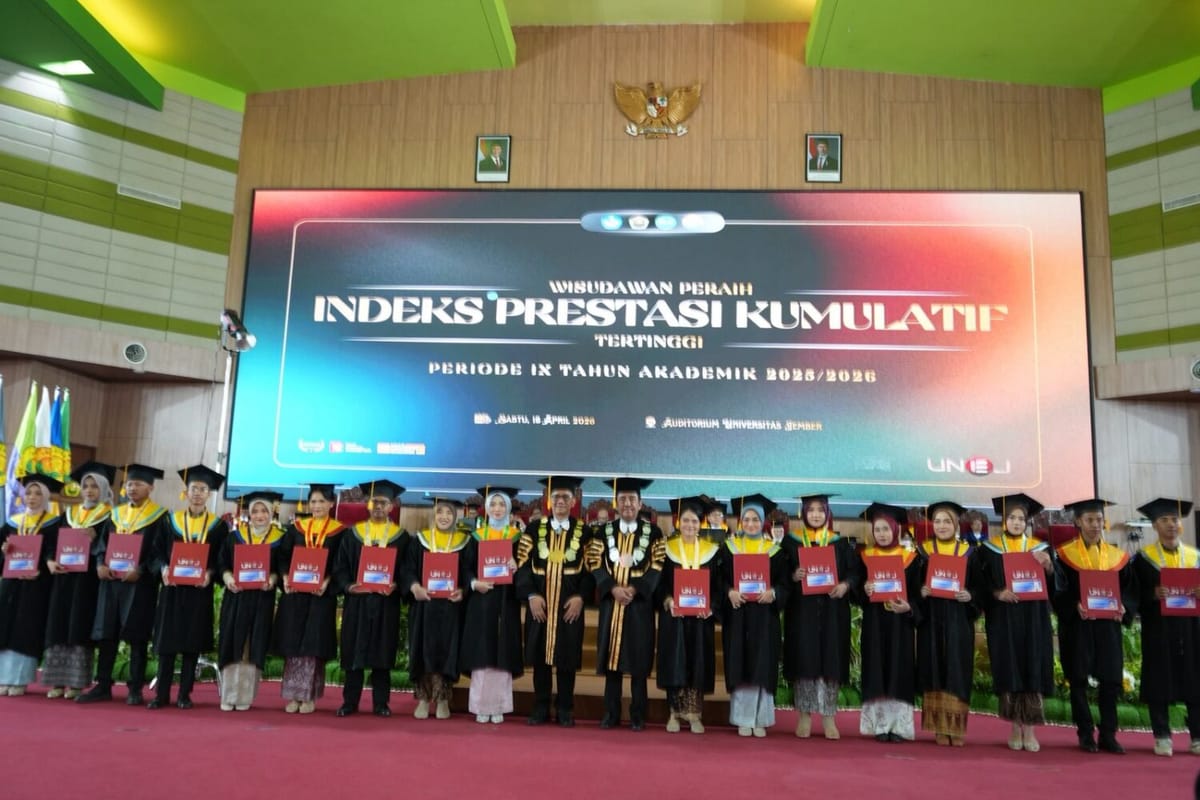 Pertama kali, Wisuda Universitas Jember Diikuti Lebih dari 100 Lulusan Magister