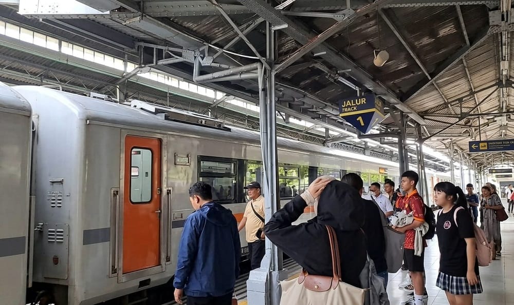 Dampak Gangguan Jalur di Bekasi, KAI Daop 6 Batalkan Sejumlah Perjalanan KA