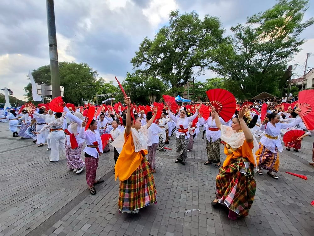 “Aku Kipas” Warnai Solo Menari 2026, Ribuan Penari Ramaikan Titik Nol Kota Solo