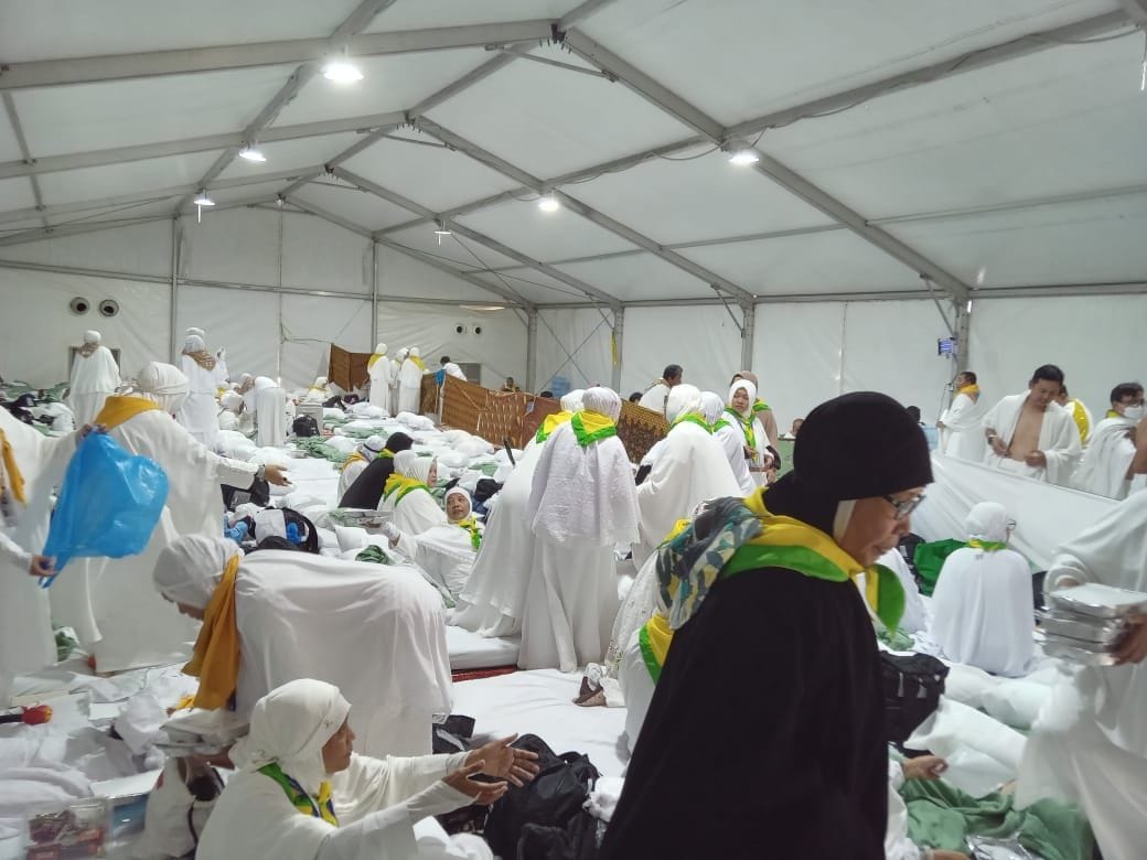 Jelang Armuzna, Kemenhaj Tertibkan Tenda Jemaah, Ancam Cabut Izin KBIHU Bandel,dan Salurkan Daging Dam ke Palestina