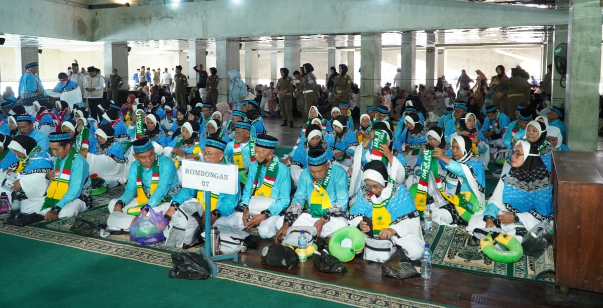 Wabup Nadirsyah Lepas 147 JCH Tubaba Menuju Tanah Suci
