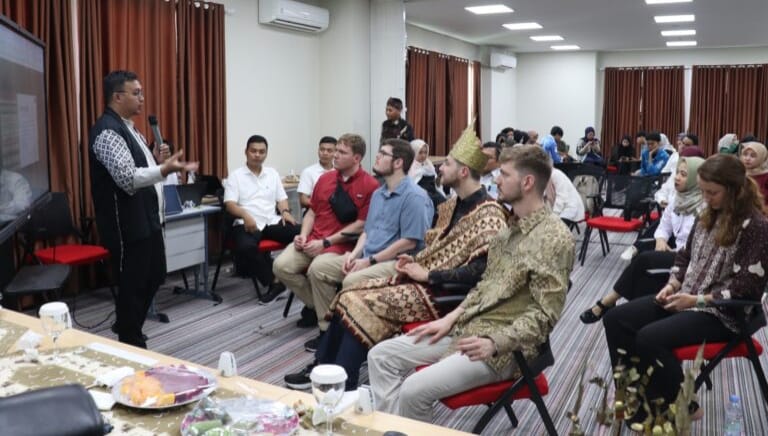 Cultural Exchange: Introducing Lampung Culture to the World,  Pertukaran Budaya Lampung Dari Kampus