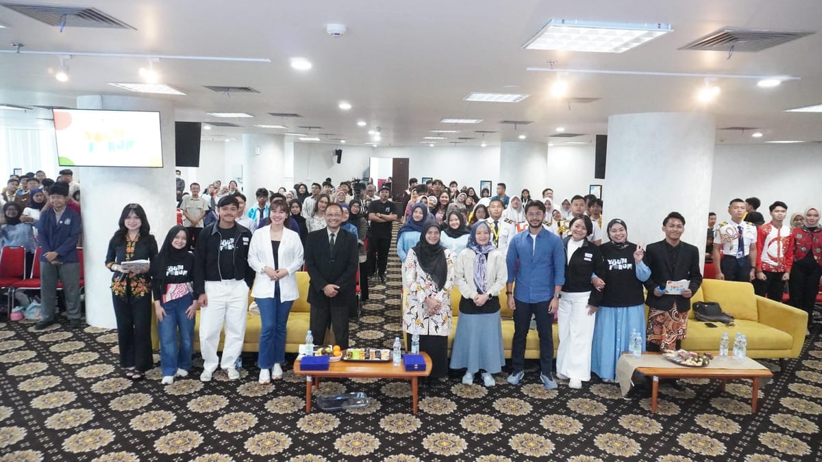 Youth Forum ke-9 : Forum  Perlawanan
Terhadap Siasat Agresif Industri Rokok