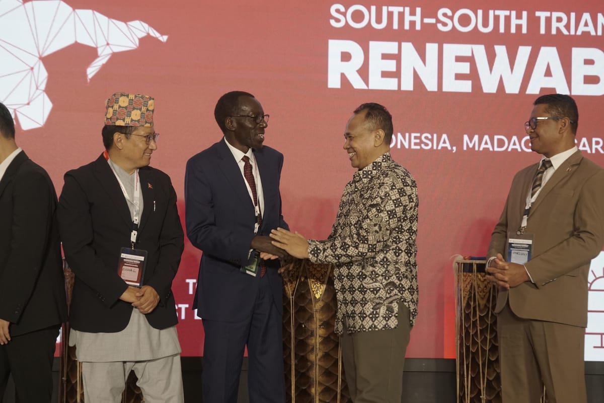 Delegasi Sejumlah Negara Ambil Bagian dalam Forum Energi Terbarukan Internasional  di NTB