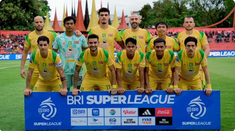 Kalah Telak 0-7 dari Persebaya, Semen Padang FC melorot ke urutan 17 Super League