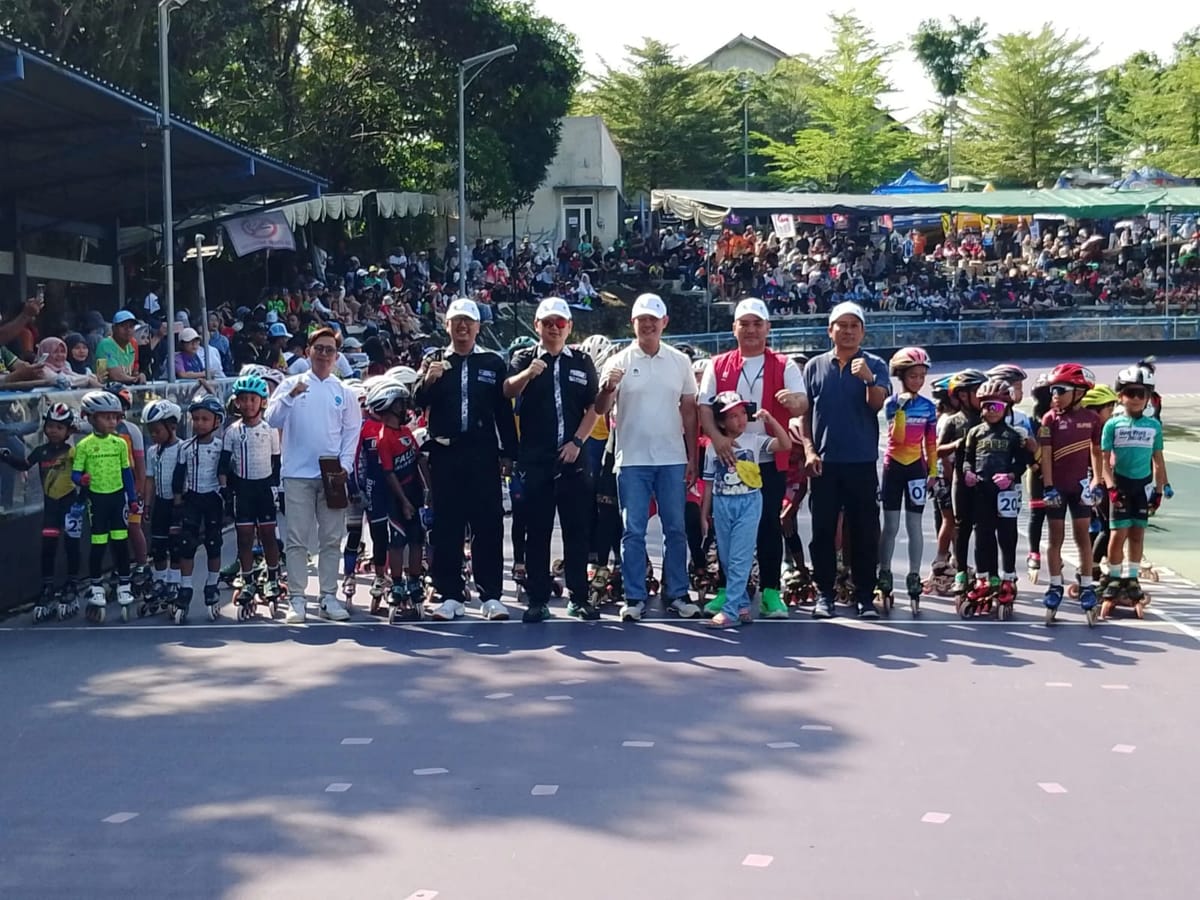 Kejuaraan Sepatu Roda Tingkat Nasional Berlangsung di Lintasan Sepatu Roda Jatidiri Semarang.