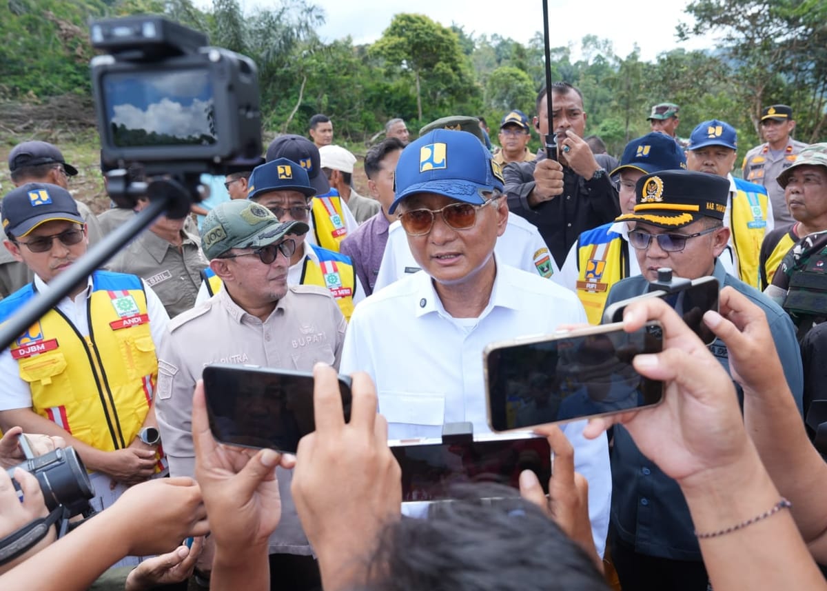 Menteri Dody Tinjau Lokasi Usulan Sekolah Rakyat di Kabupaten Tanah Datar