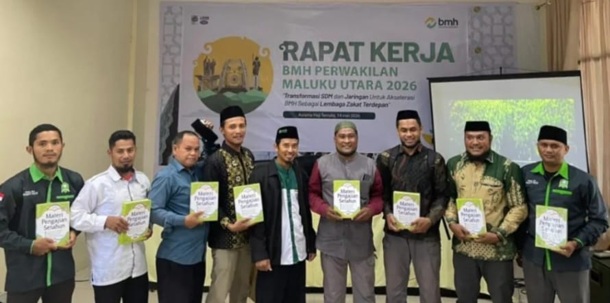 LAZNAS BMH Serahkan Bingkisan untuk Dai Tangguh Bentuk Apresiasi Untuk Pejuang Umat