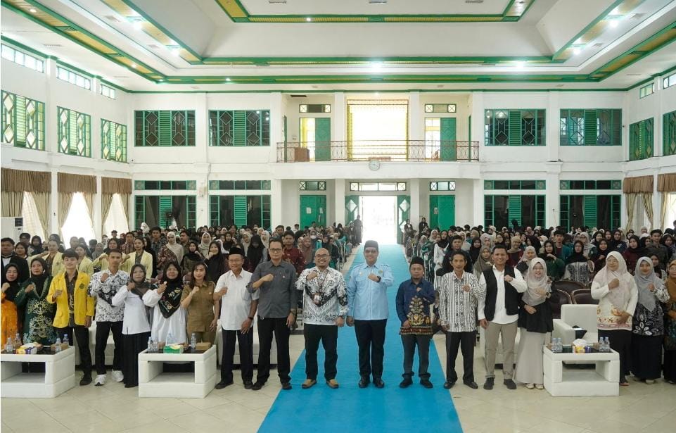 Seminar Dema FTIK UIN : Pendidikan Tak Sekadar Cerdas, Tapi Berbudi Hingga Al Birru