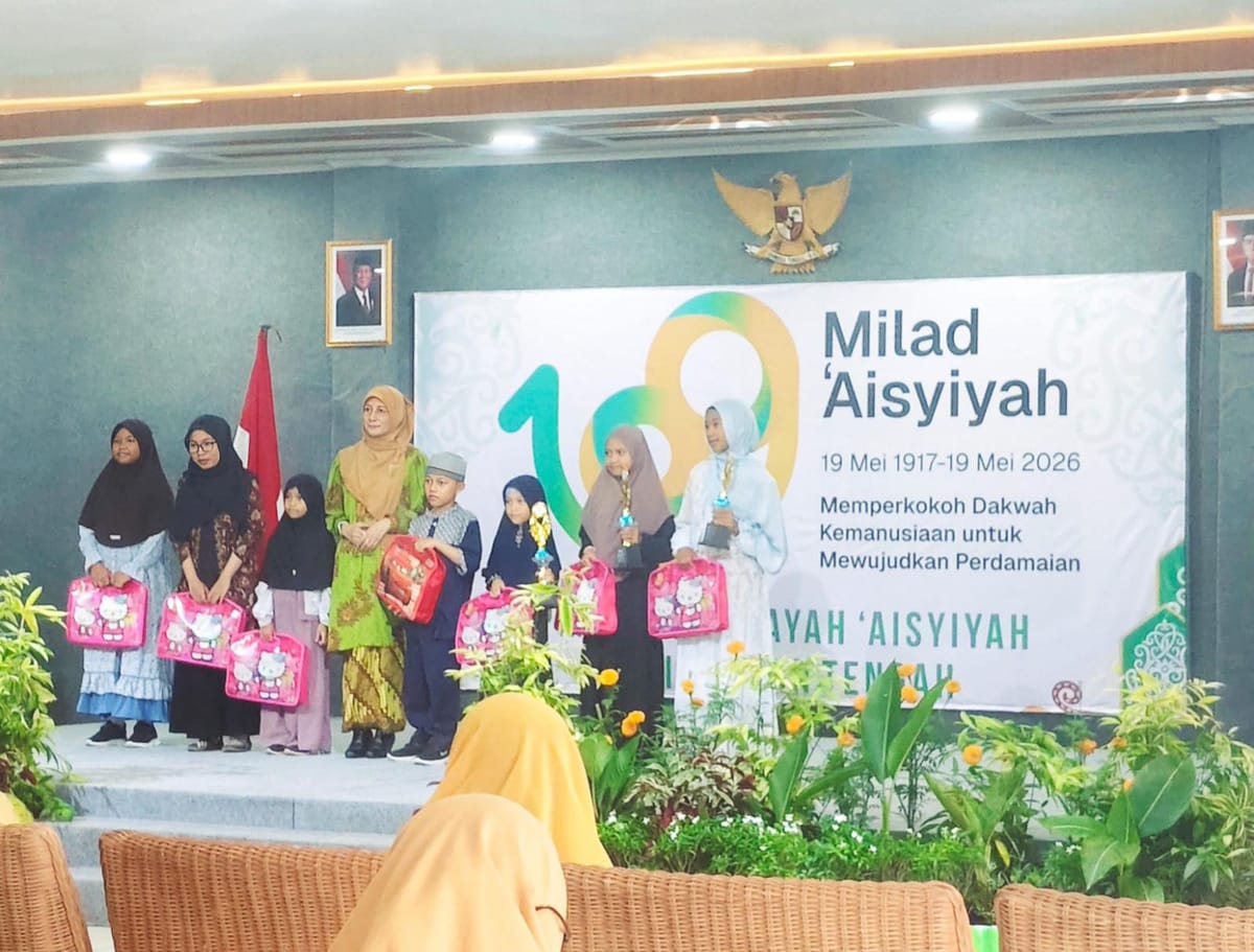 Da’i Cilik MI Terpadu Berkah Tebar Pesan Perdamaian di Milad ‘Aisyiyah ke-109 Palangkaraya