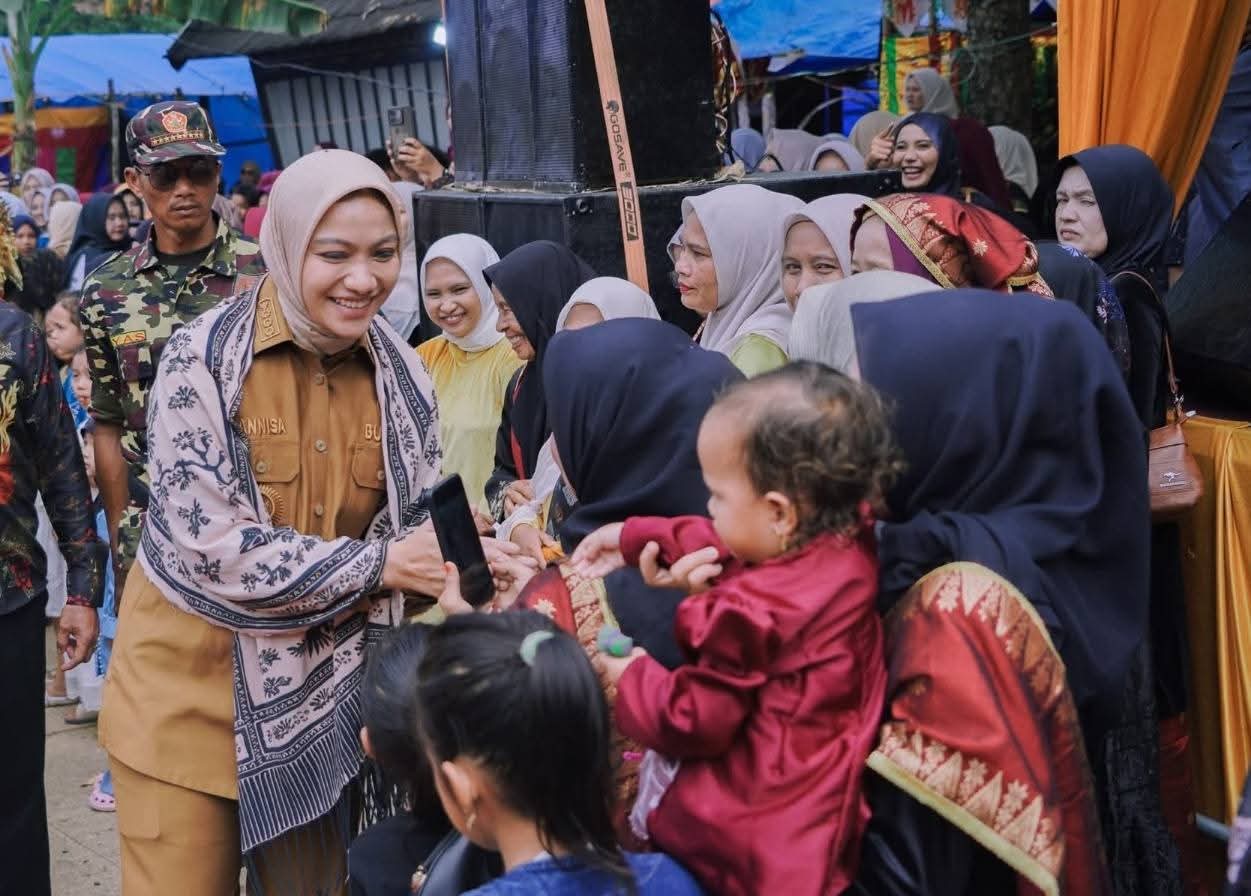 Janji untuk Ibu Hamil Mulai Ditunaikan, Pemkab Dharmasraya Salurkan Bantuan Permakanan untuk Cegah Stunting