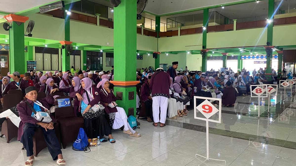 9 Jamaah Calon Haji Embarkasi Solo Yang Dirawat Di RS Terus Dipantau Agar Laik Terbang