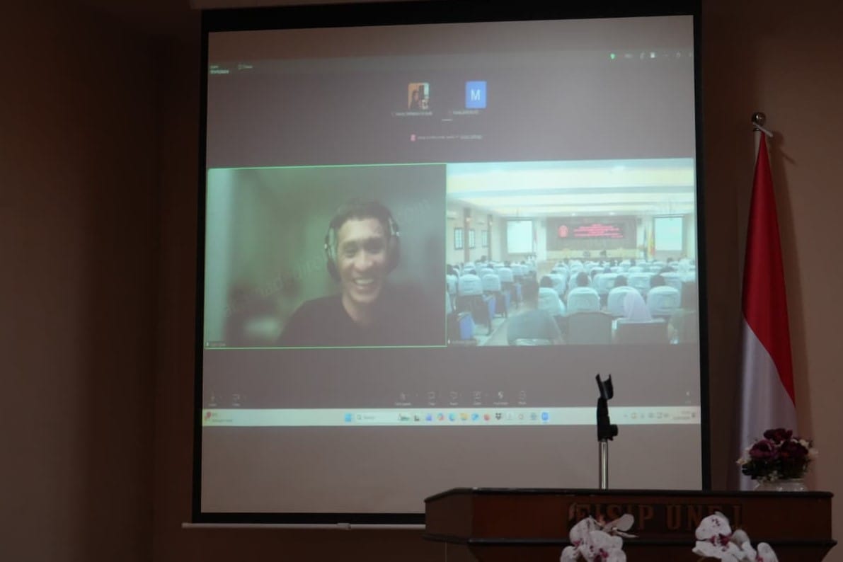 Mahasiswa FISIP UNEJ Nobar Film “Pesta Babi”, Sutradara: Diskusi Paling Unik