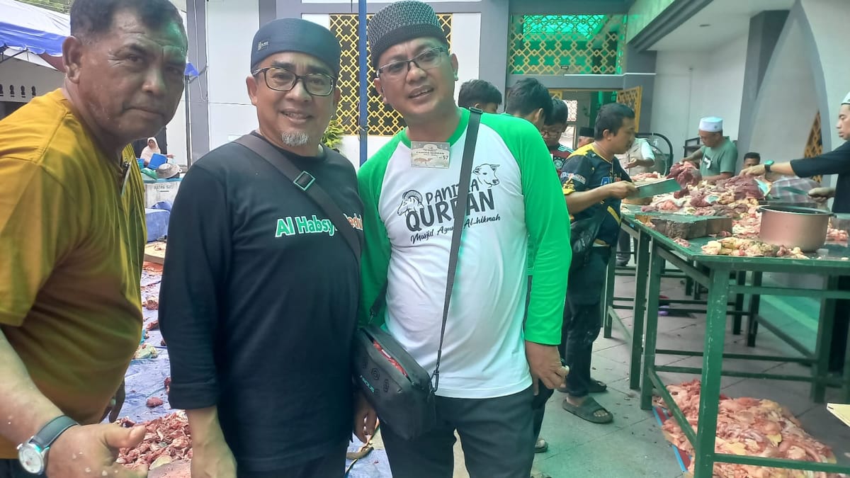 Masjid Agung Al-Hikmah Tanjungpinang Lakukan Penyembelihan Hewan Kurban  Libatkan Juleha Terlatih