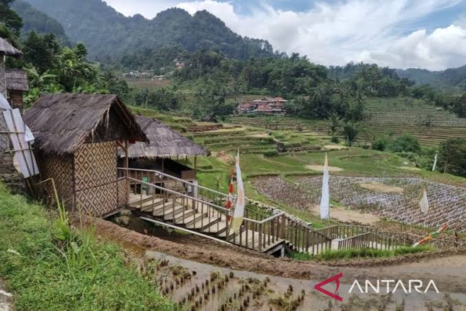 13 Desa Wisata Kabupaten Bogor Diharapkan Dapat Meningkatkan Pendapatan Asli Daerah.