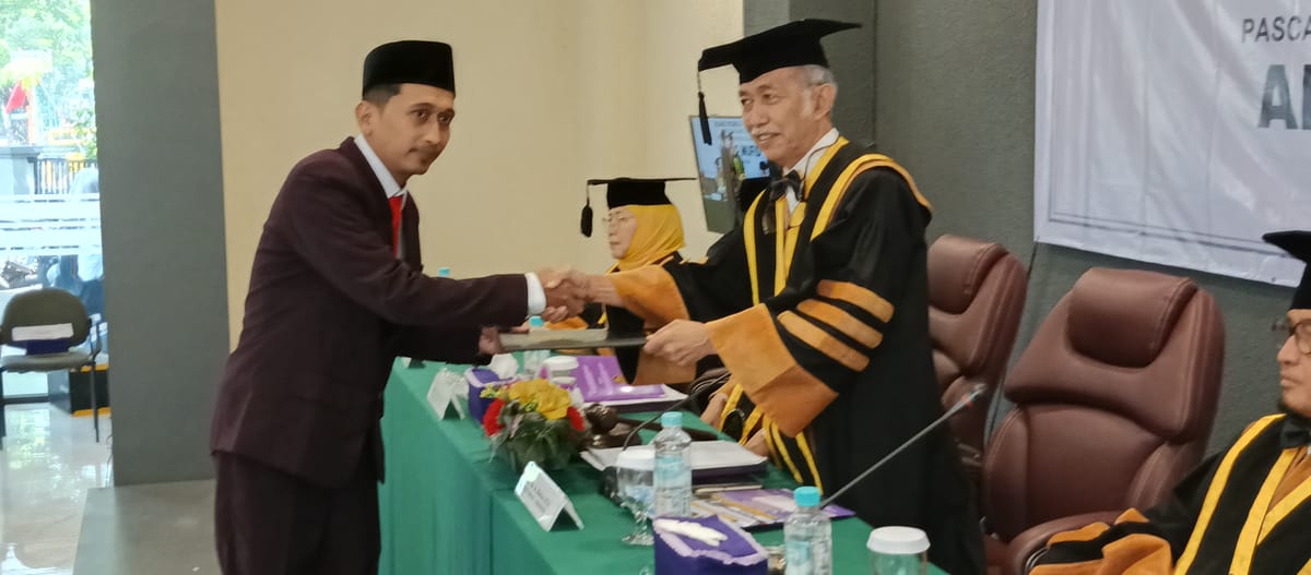 Tarajumah Di Madrasah Aliyah Rifa'iya Mengembangkan Bahan Ajar Kitab Tabyinal