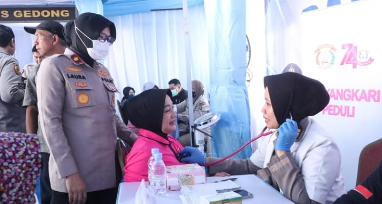 Polres Metro Jakarta Timur Gelar Bakti Kesehatan Secara Gratis