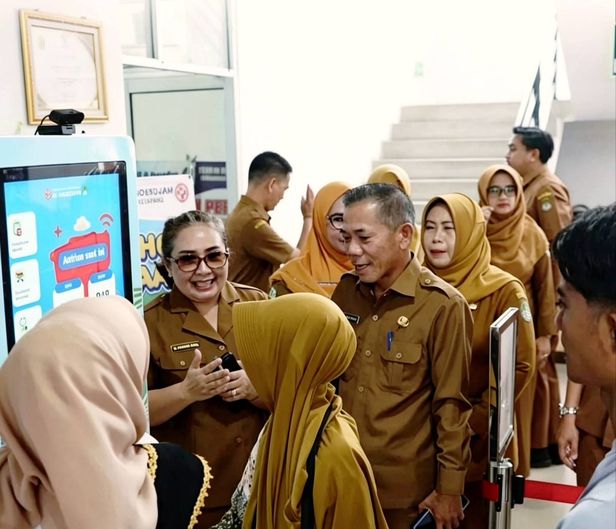 Wabup Ketapang Sidak RSUD Agoesdjam, Soroti Pelayanan Front Office Hingga Pendampingan Lansia