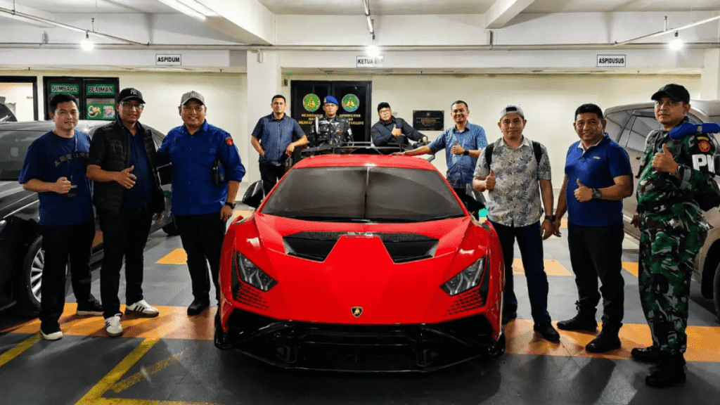 Kejagung Sita Lamborghini Milik Aseng, Tersangka Korupsi IUP Bauksit Kalbar