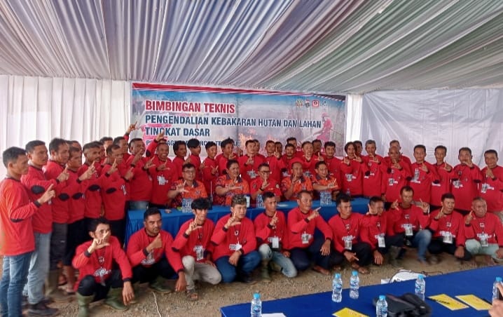 POSCO International Latih 60 Tim Damkar Perkebunan di Landak, Perkuat Antisipasi Karhutla