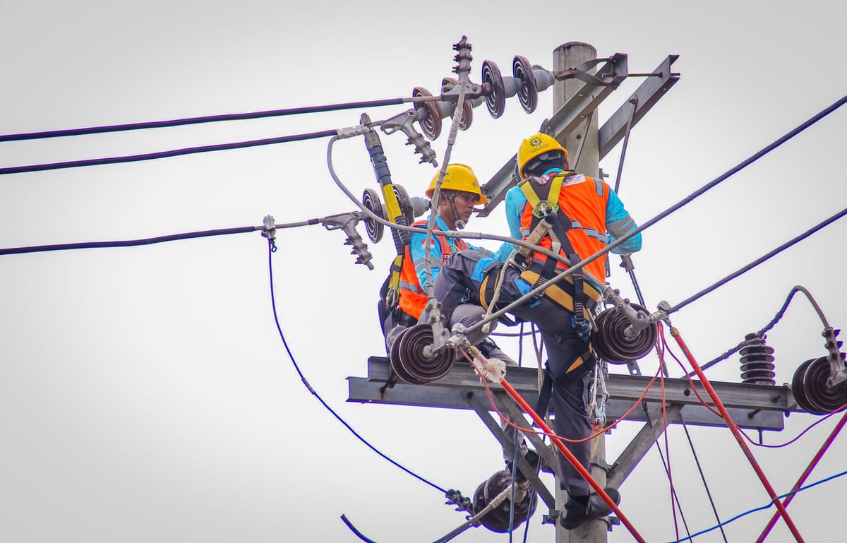 PLN Pastikan Pasokan Listrik Jawa Tengah Kembali Normal dan Stabil