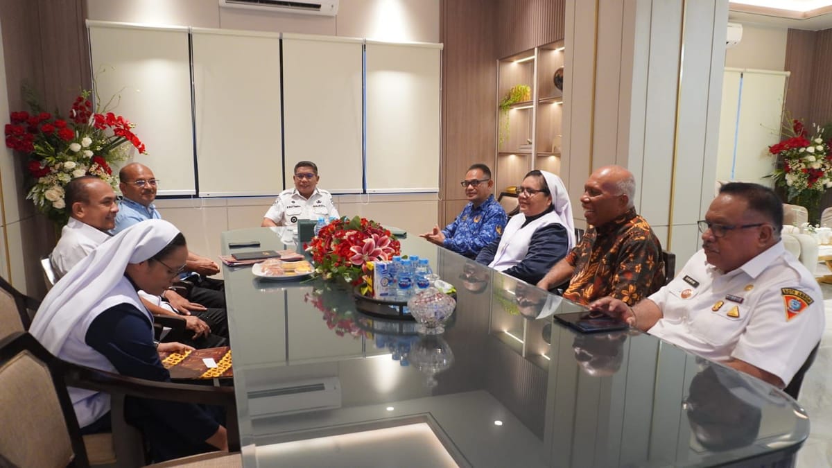 Wali Kota Ambon Dukung Yubelium 100 Tahun Tarekat Maria Mediatriks dan Sinode Keuskupan