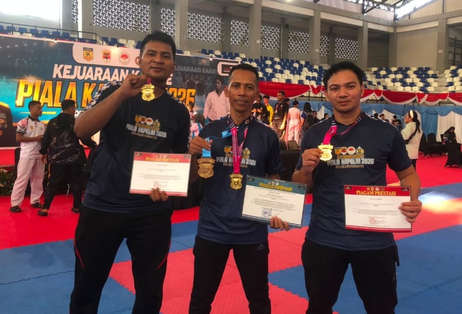 Tiga Karateka Maluku Utara Persembahkan Medali Emas di Kelas Eksebisi Kejuaraan Karate Piala Kapolri